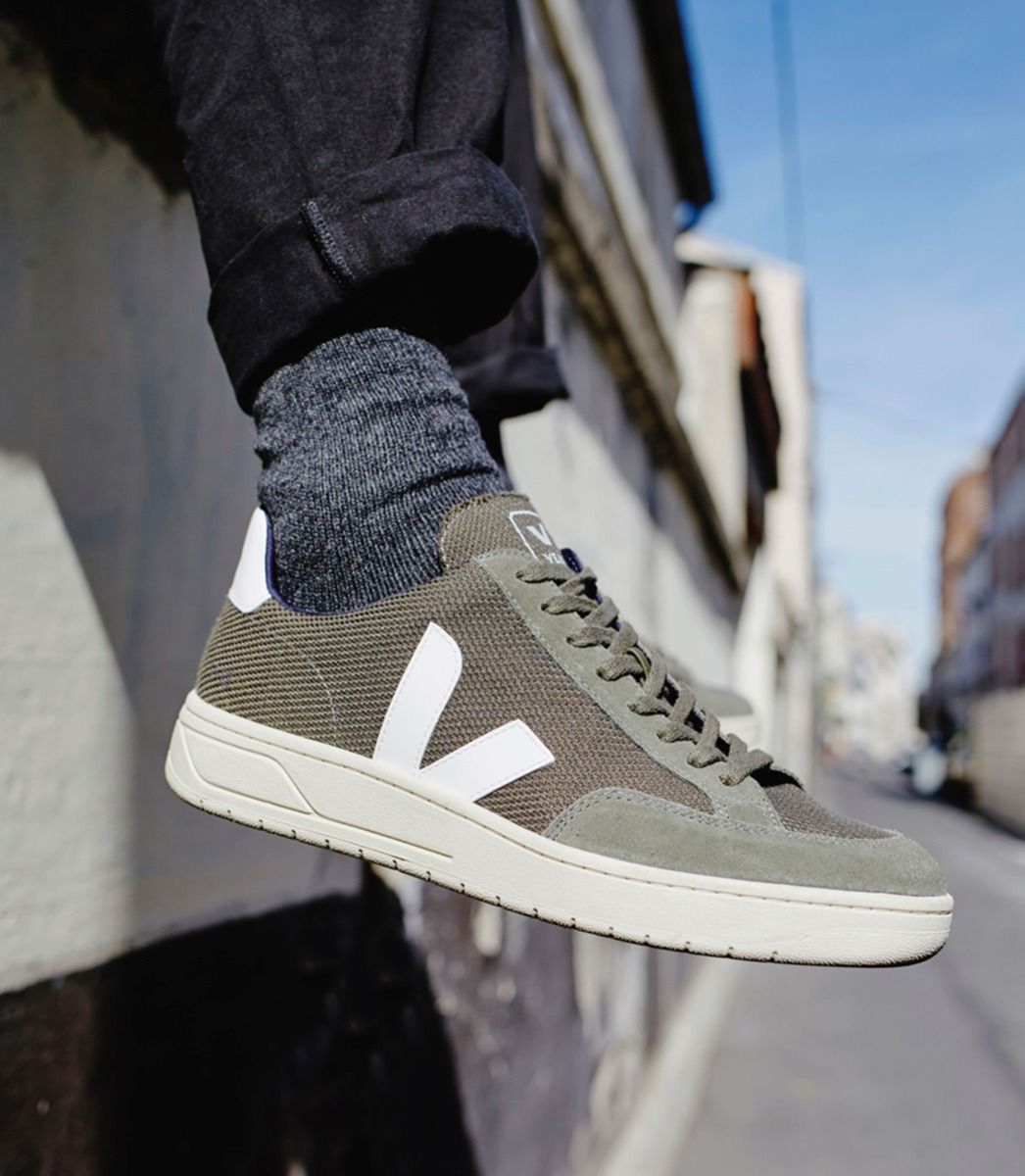 Descuento Zapatillas Veja España - Veja V-10 B-Mesh Vegan Hombre Blancas  Beige